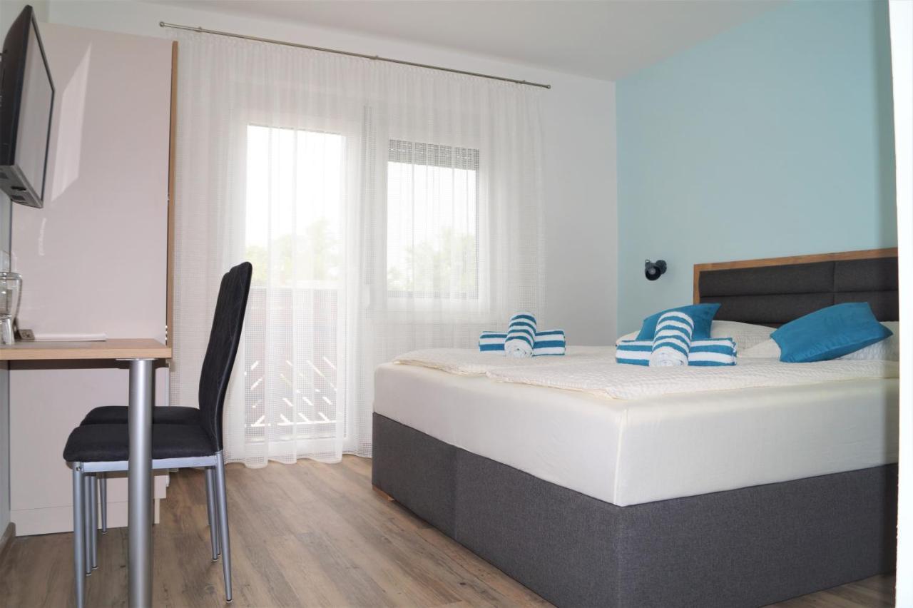 Gaestehaus Gisch Sandra Podersdorf am See Buitenkant foto